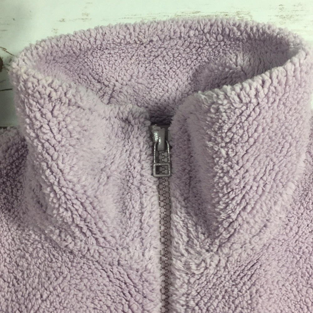 UNI QLO SWEATER JACKET 🌸 - Picture 6 of 7